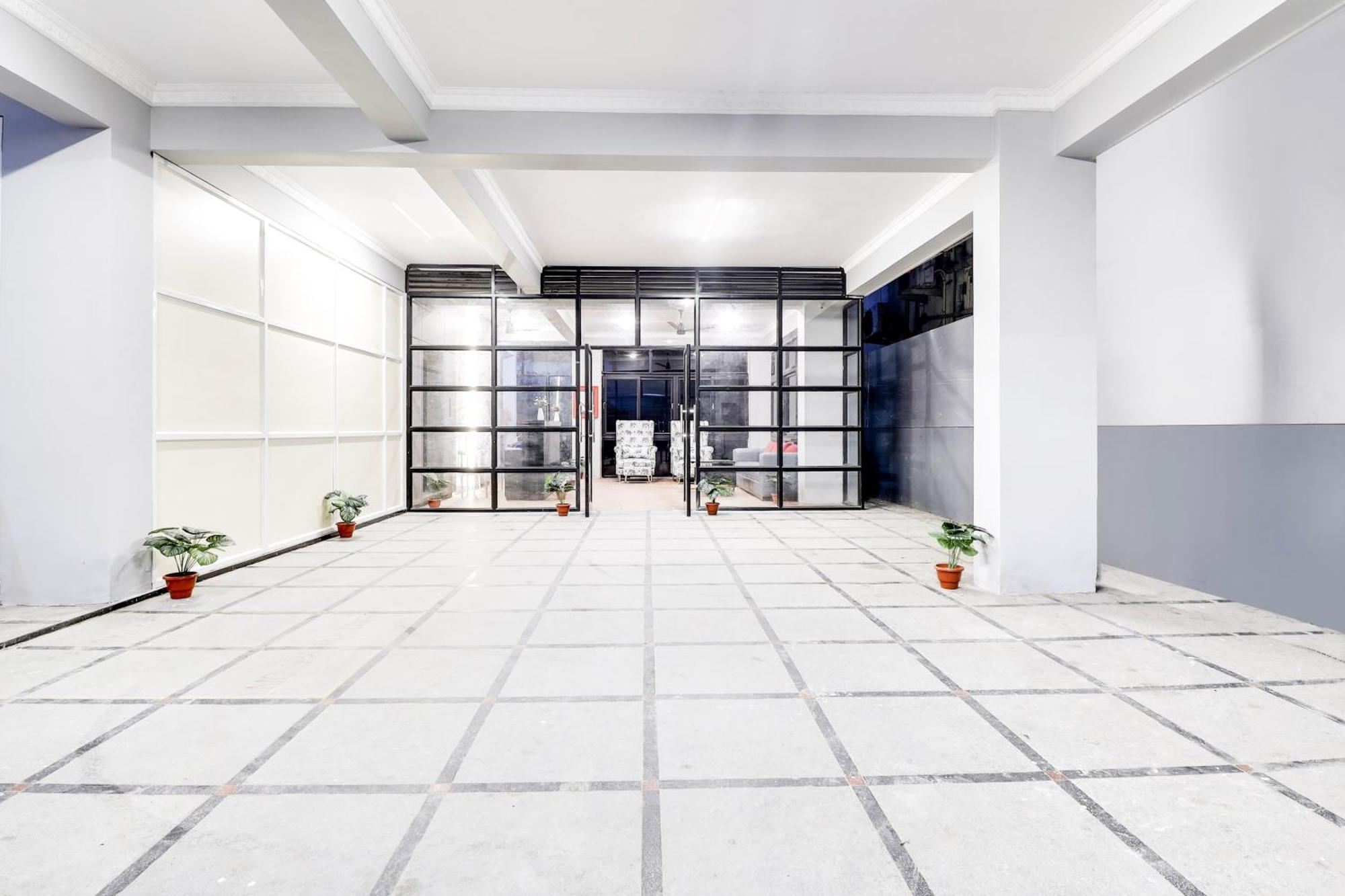 Super Townhouse De Alphabet Hotel Kukatpally Nexus Mall Hyderabad Eksteriør bilde